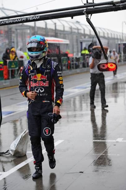 La delusione di Vettel eliminato in Q2. Colombo
